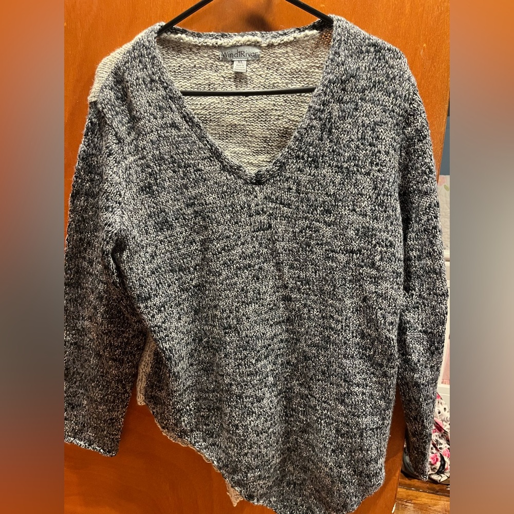 Gray wind river seeater